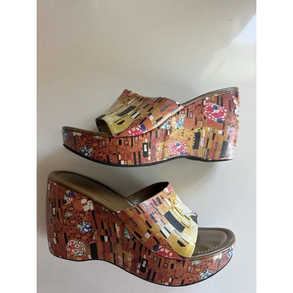 Vintage Icon Gustav Klimt The Kiss Wearable Art Platform Wedge Sandals 8.5 Italy